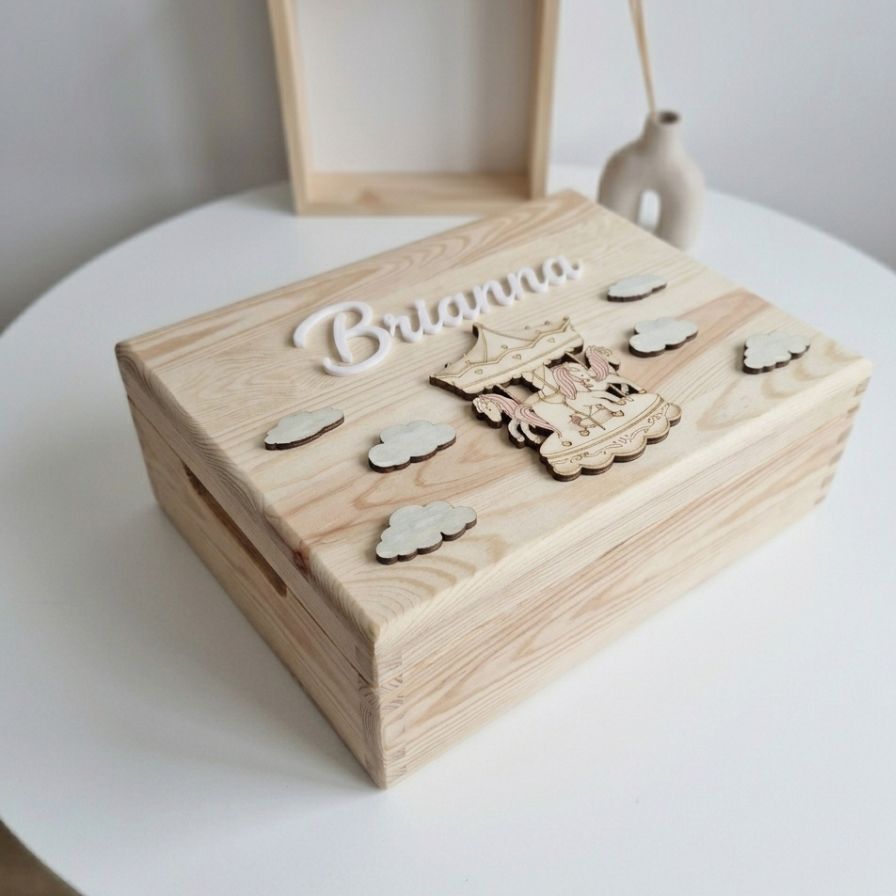Cutie personalizata pentru bebe